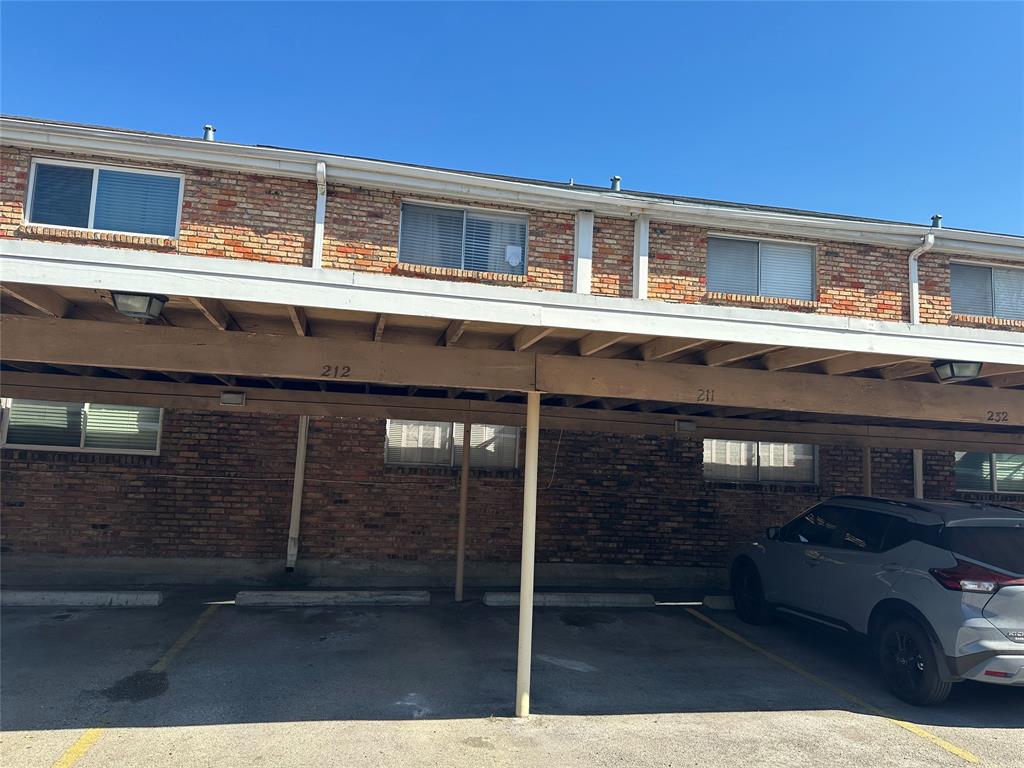 5343 Richmond Avenue # 11