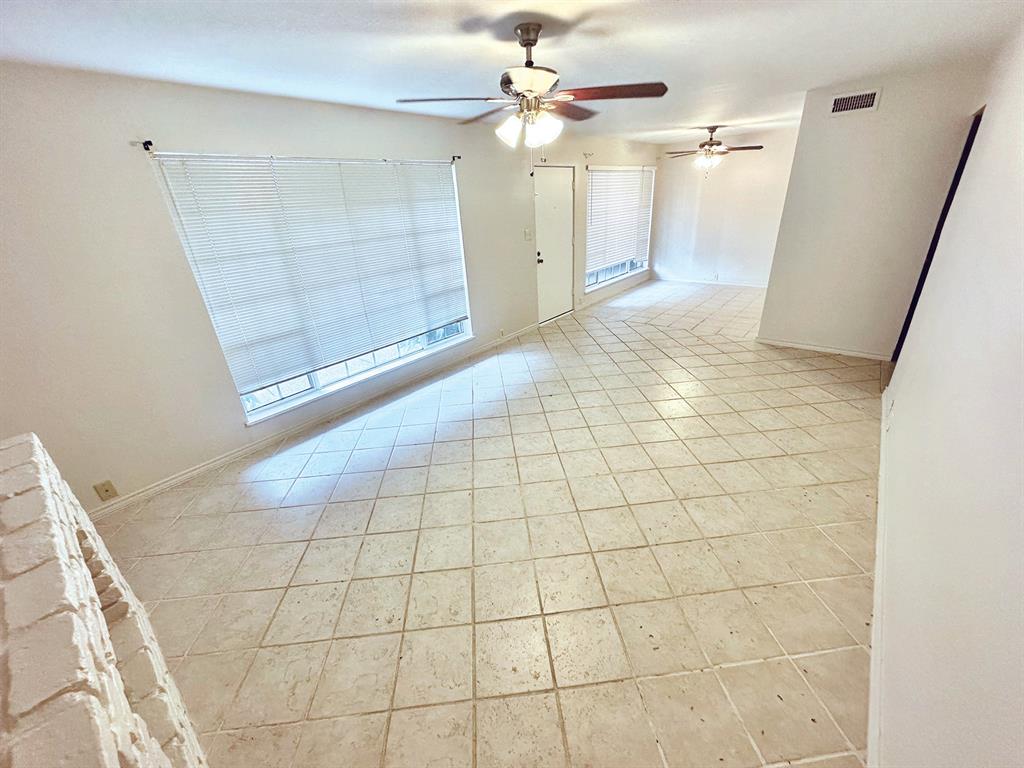 5343 Richmond Avenue # 11