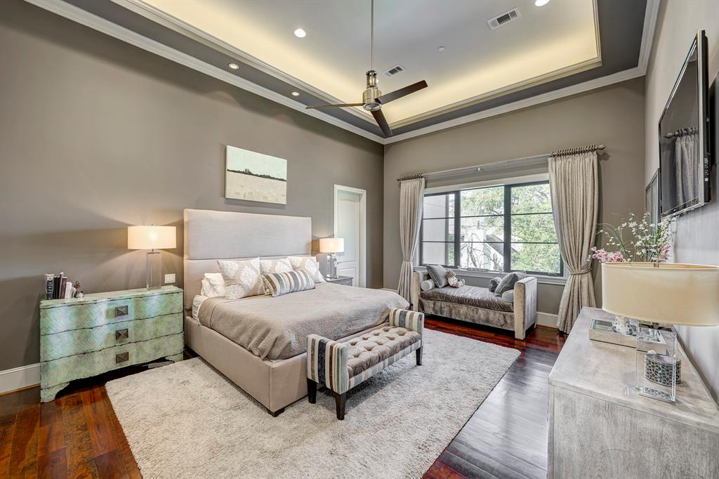 10918 Long Shadow Lane