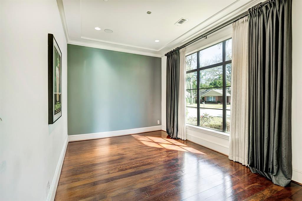 10918 Long Shadow Lane