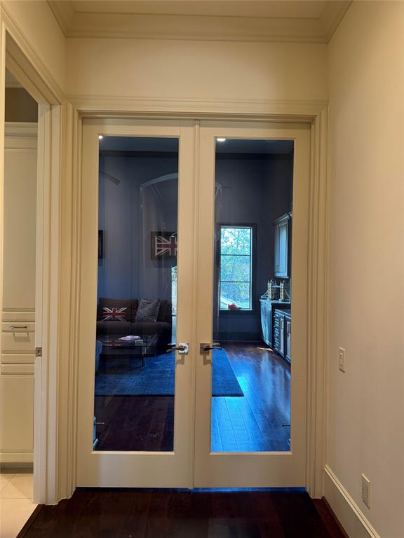 10918 Long Shadow Lane