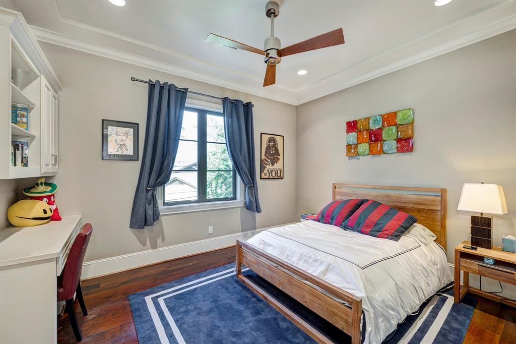 10918 Long Shadow Lane