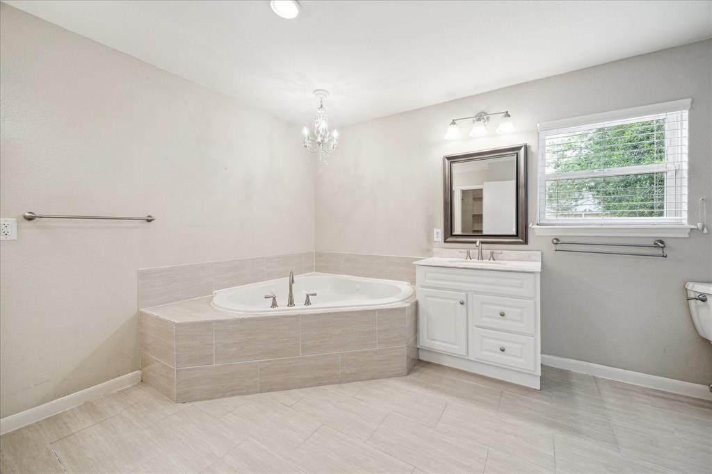 10118 Lynbrook Hollow Street