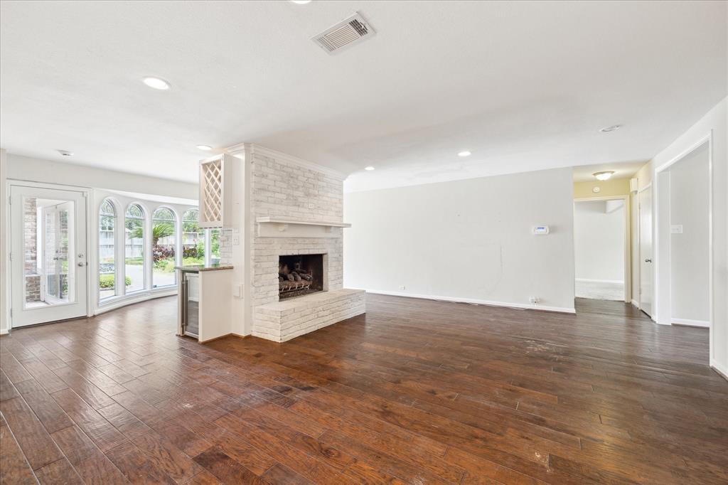 10118 Lynbrook Hollow Street
