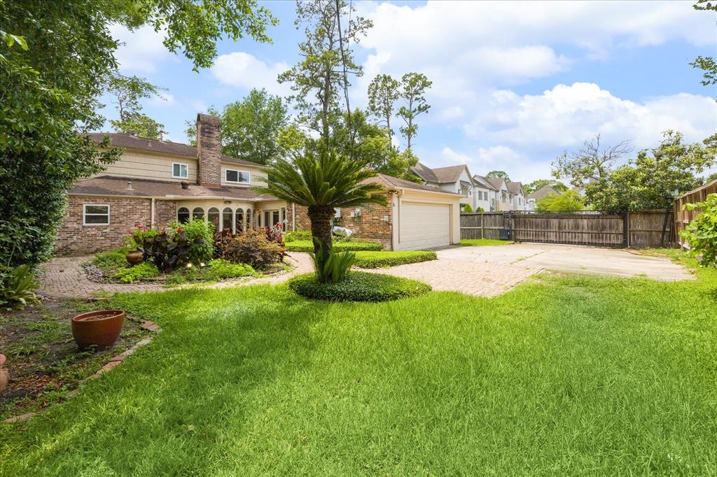 10118 Lynbrook Hollow Street