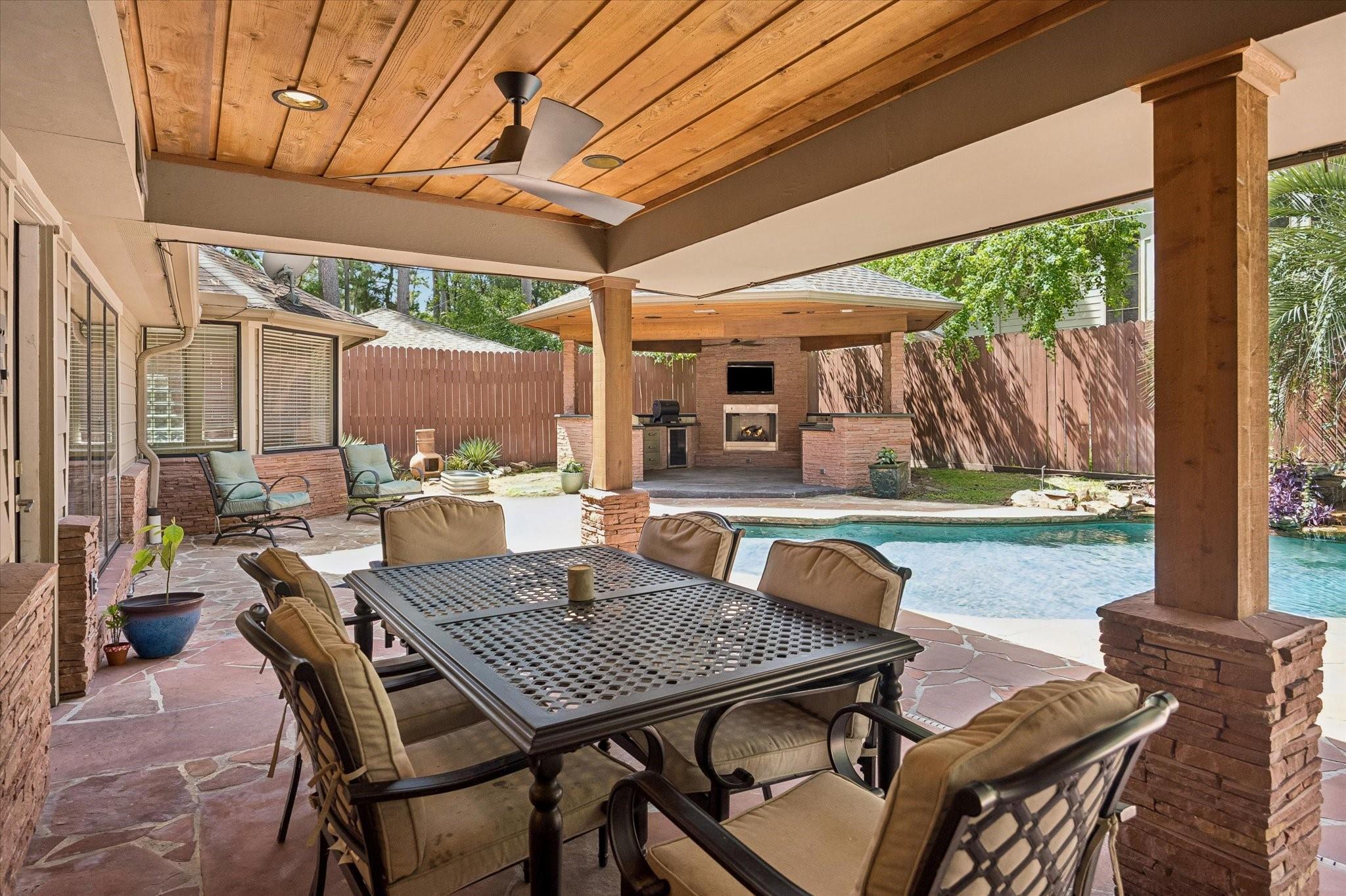 8106 Twining Oaks Lane