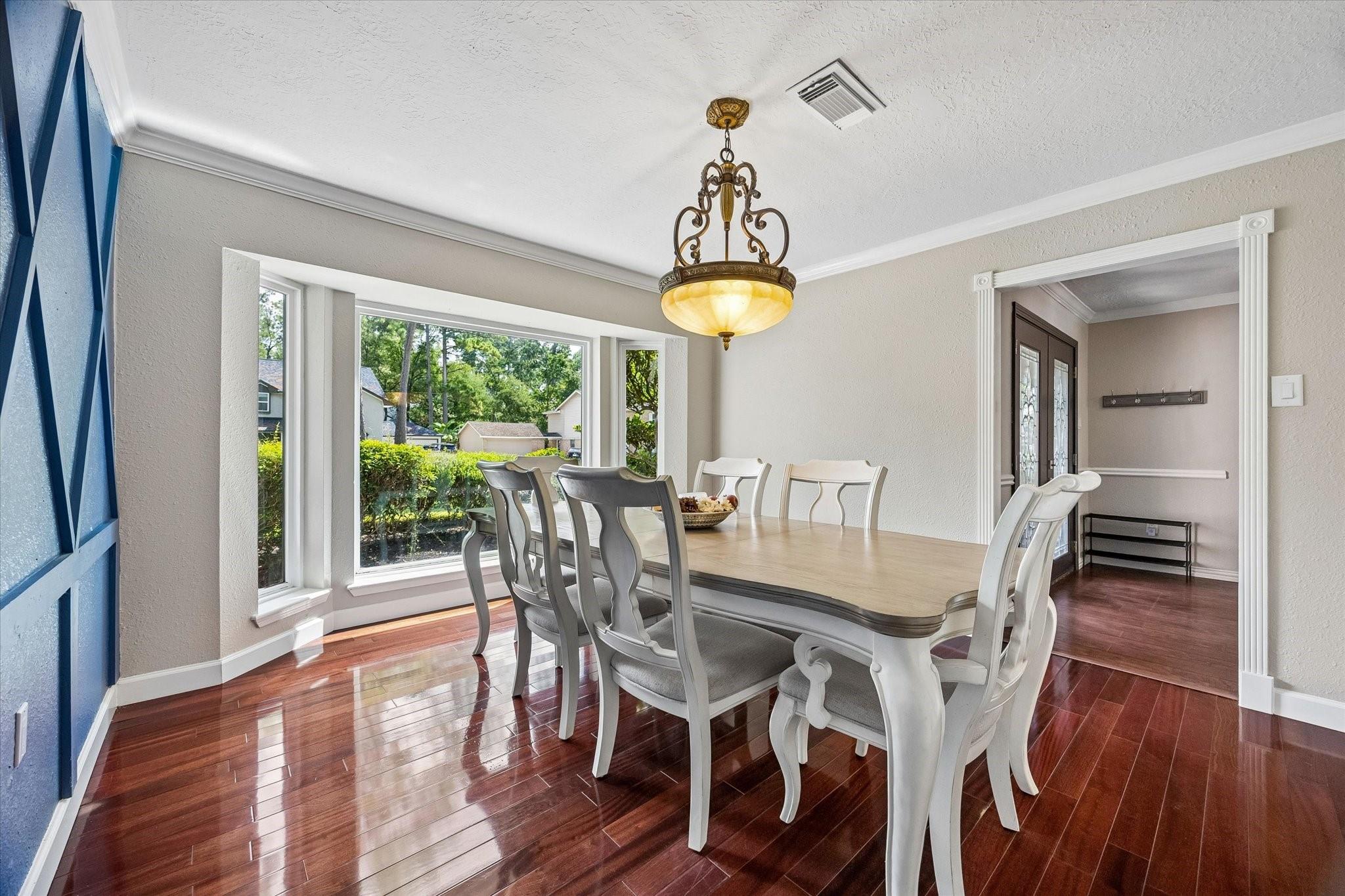 8106 Twining Oaks Lane