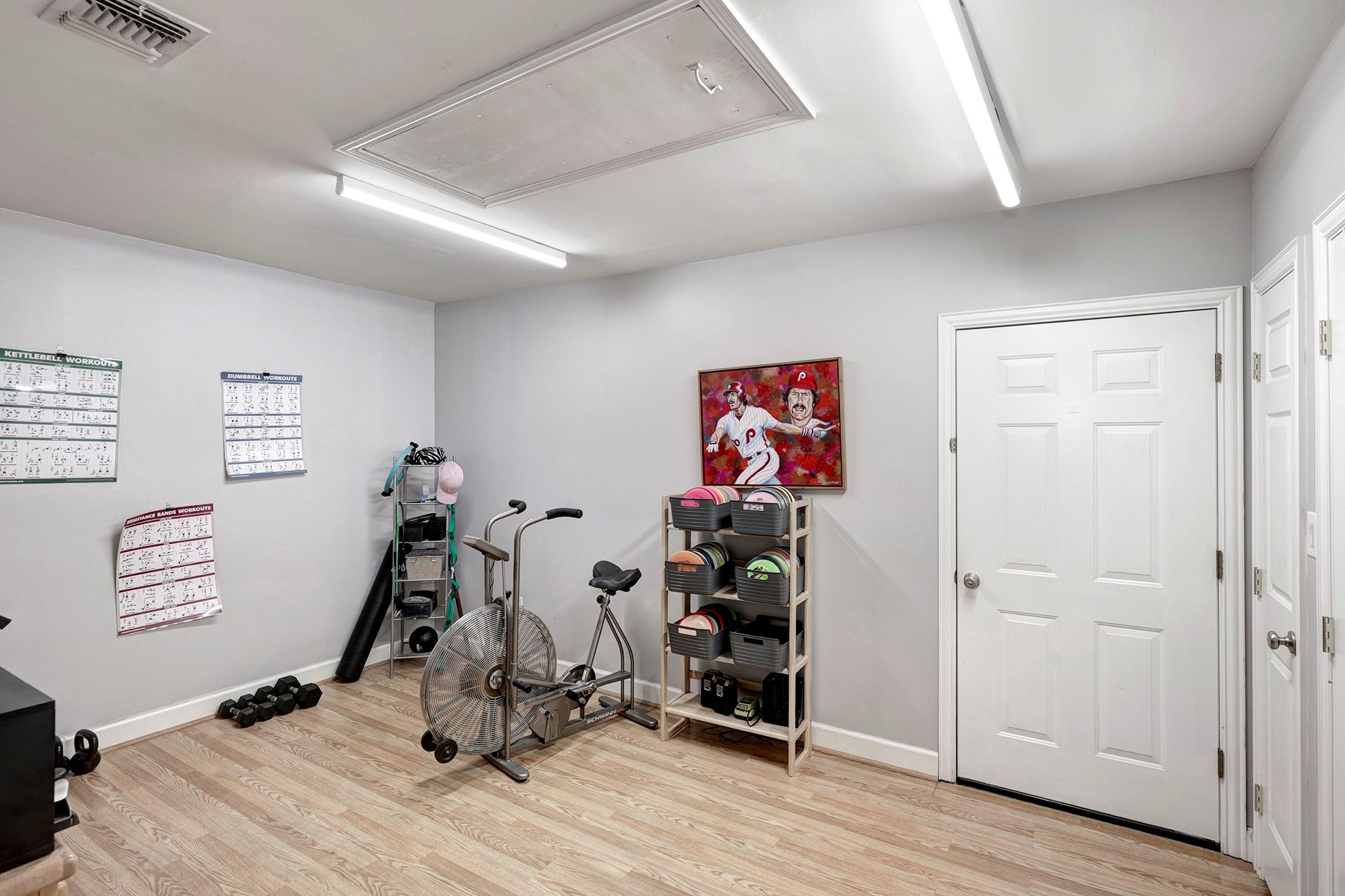 1111 Clovis Road