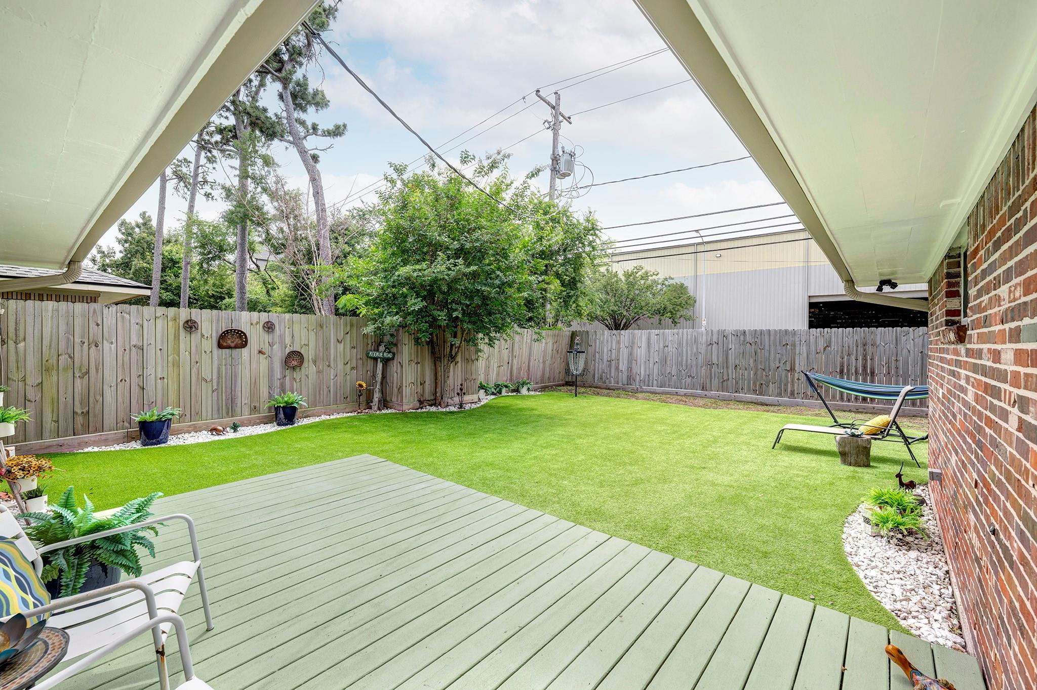 1111 Clovis Road