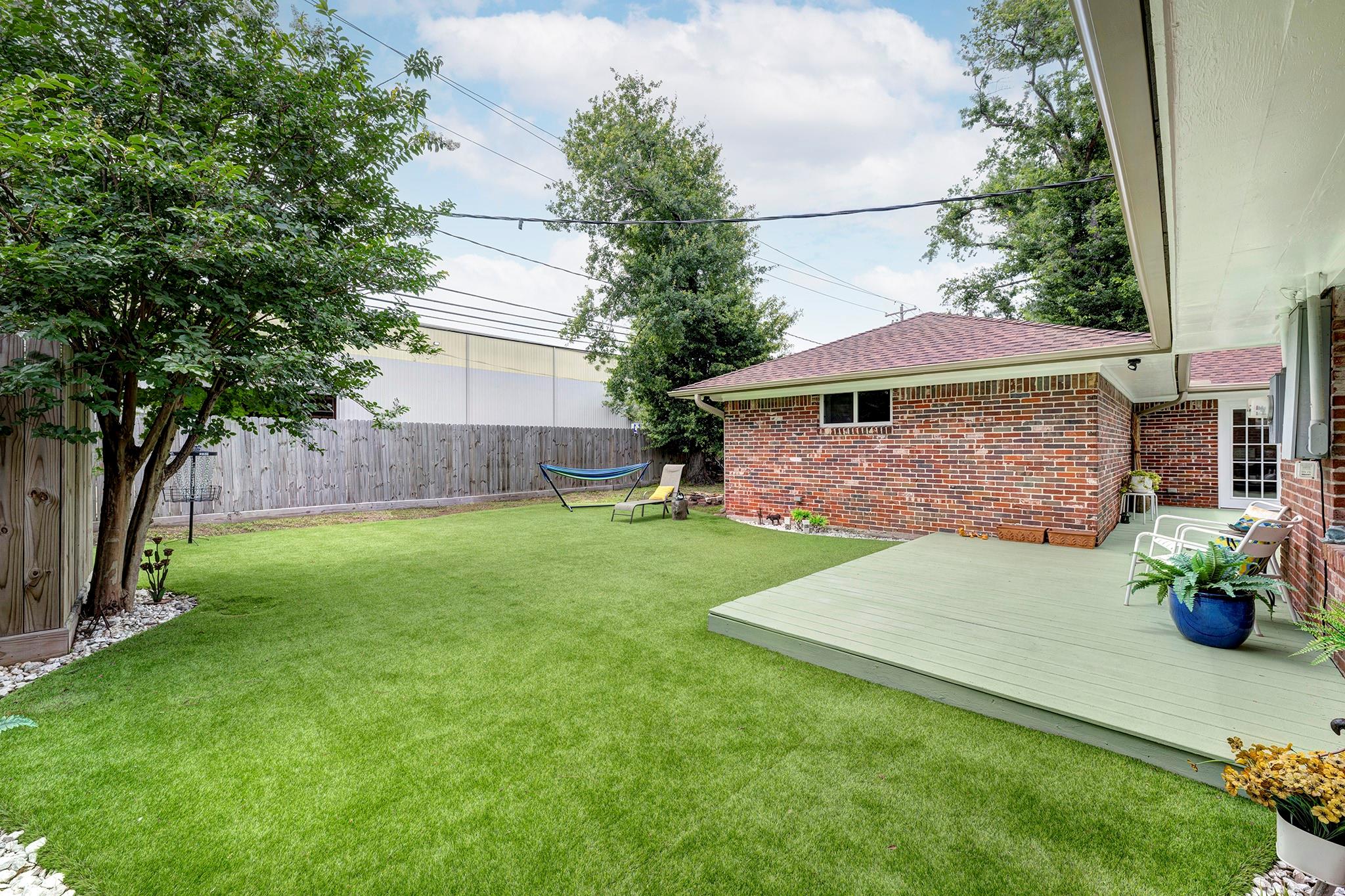 1111 Clovis Road