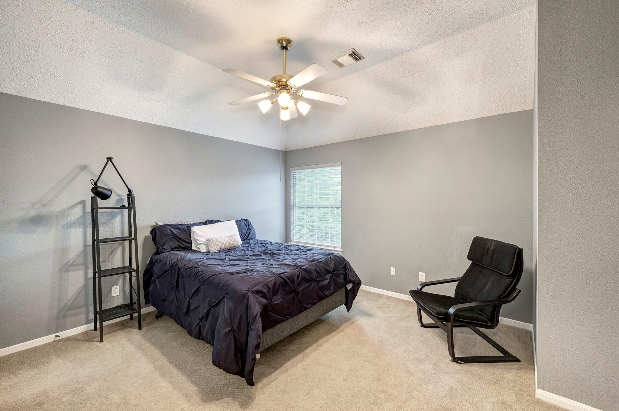 8707 Bexar Drive