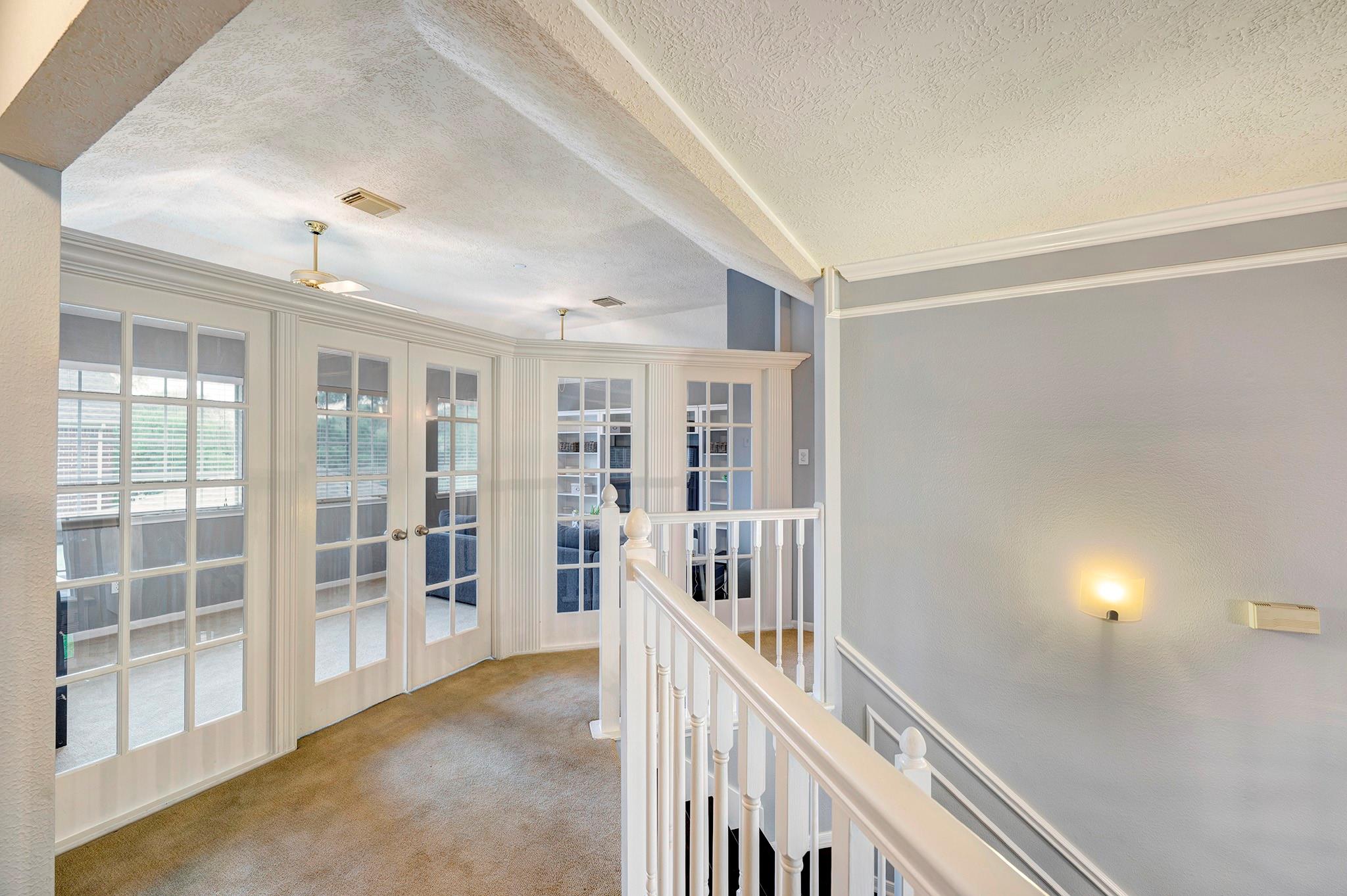 8707 Bexar Drive