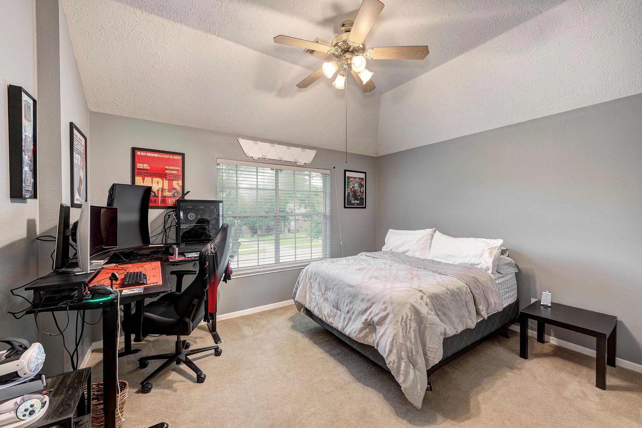 8707 Bexar Drive