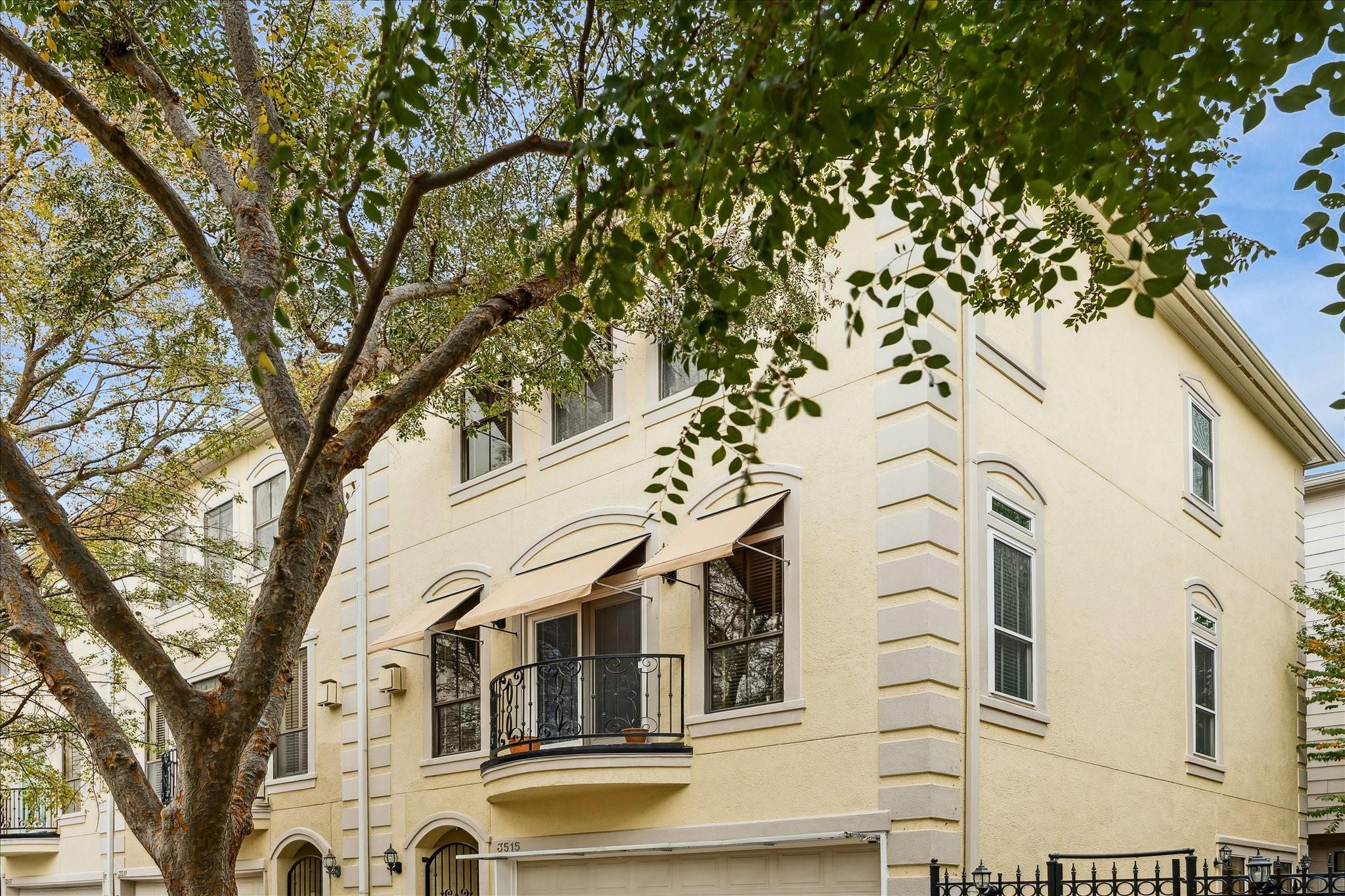 3515 Yupon Street
