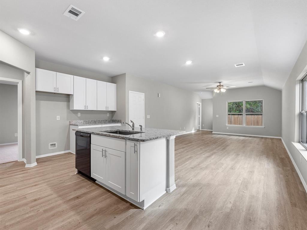 9585 Last Maples Trail