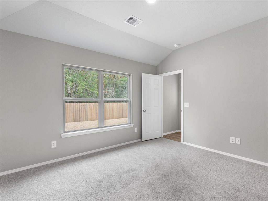 9585 Last Maples Trail