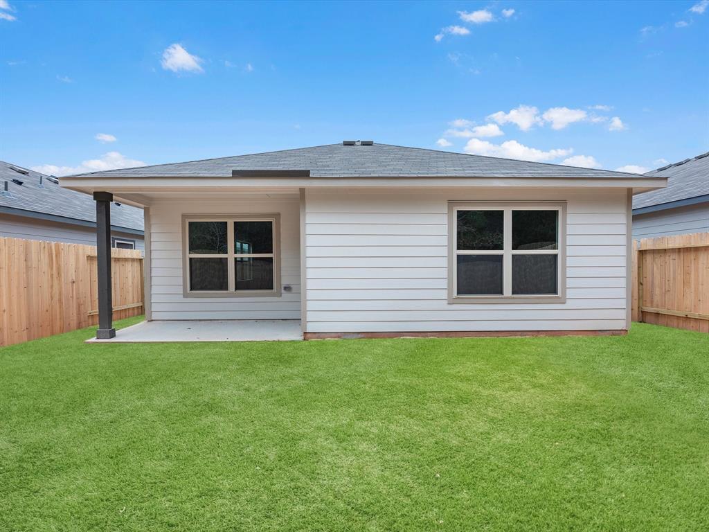 9585 Last Maples Trail