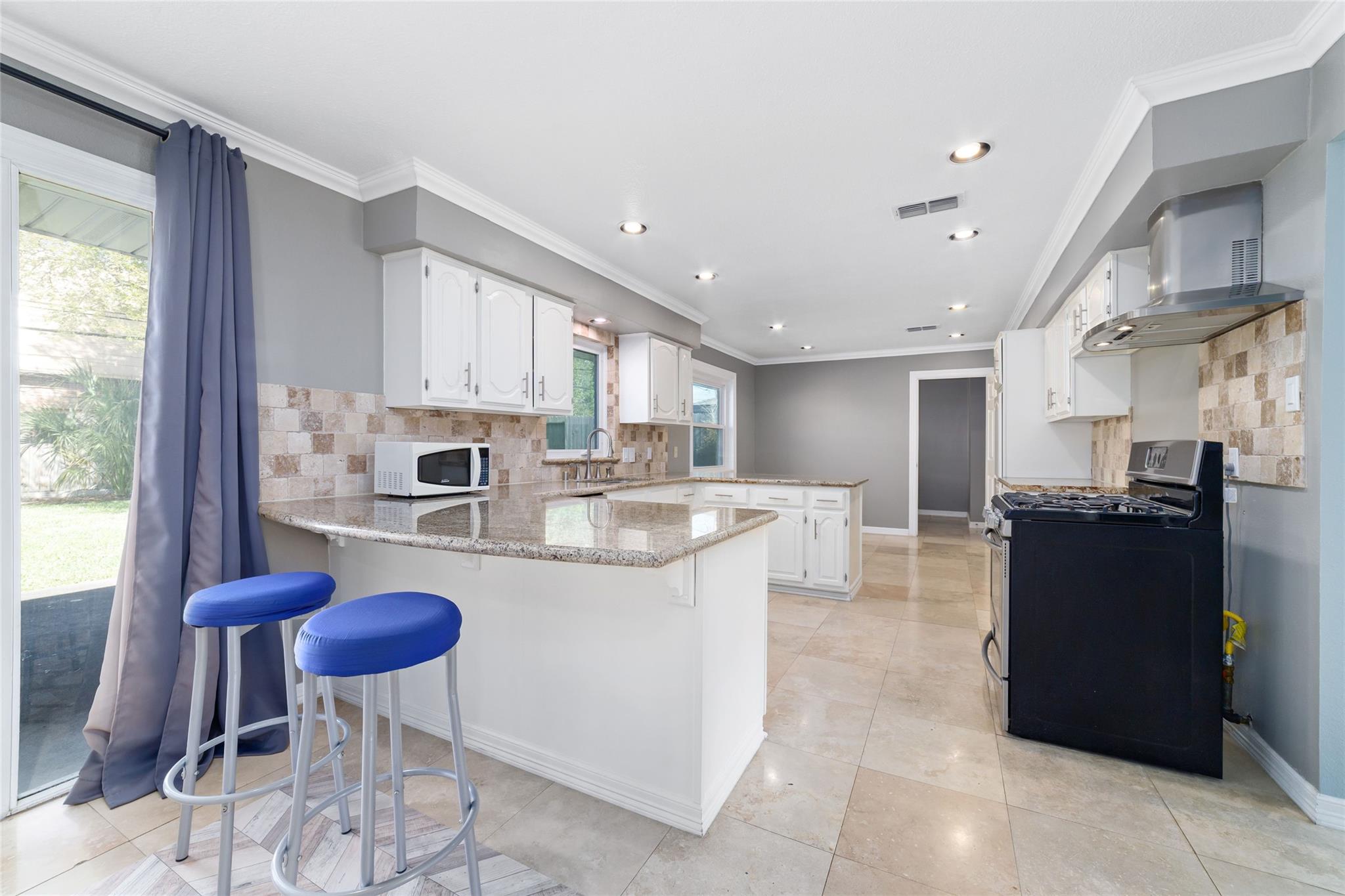 11410 Endicott Lane