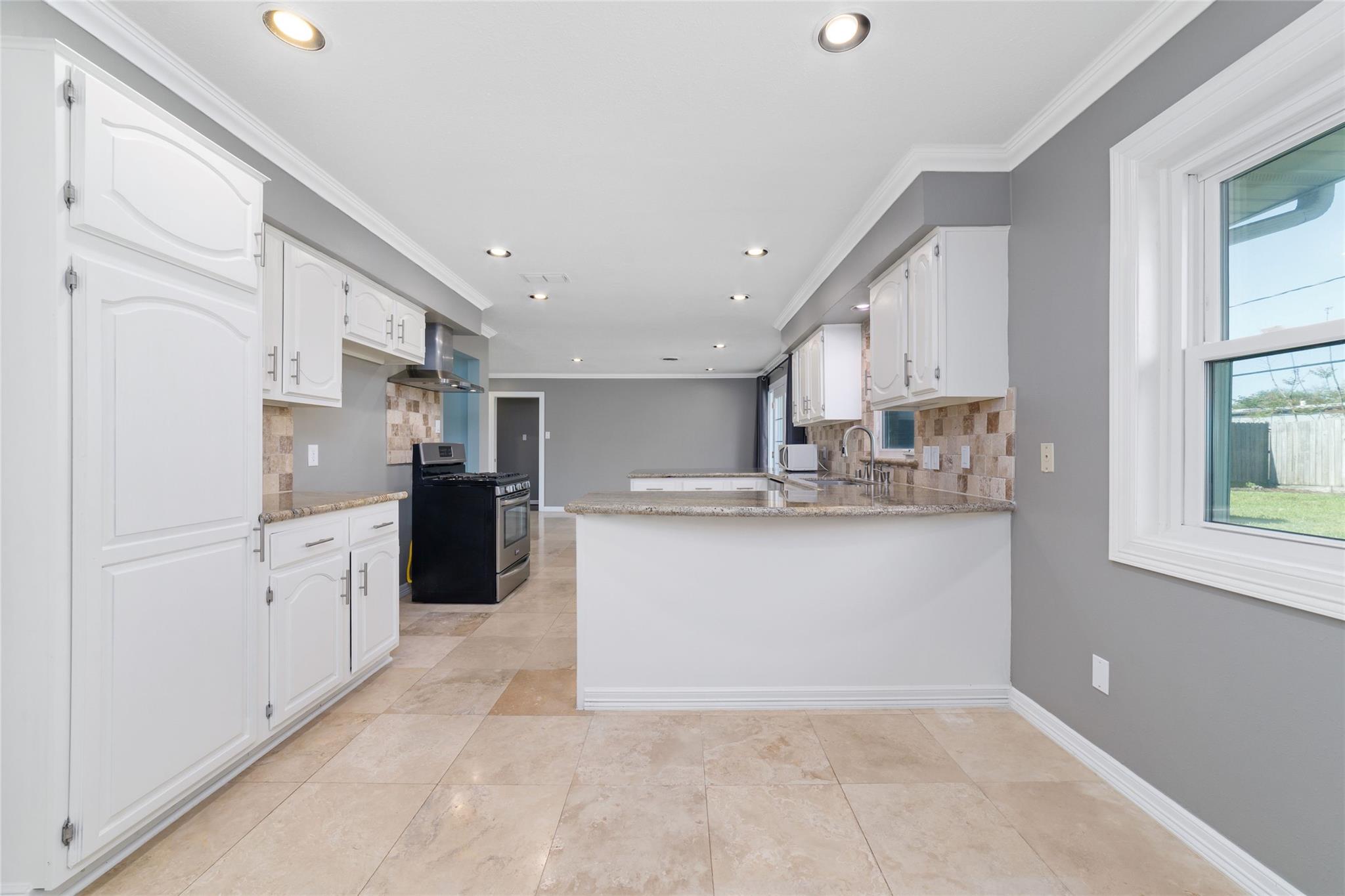 11410 Endicott Lane