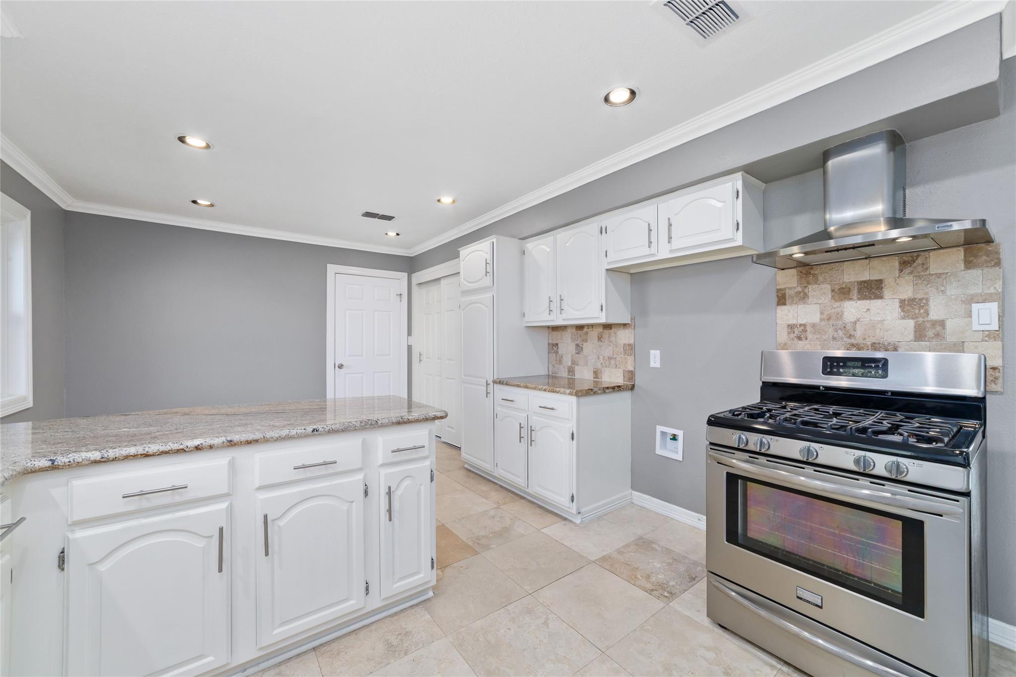 11410 Endicott Lane