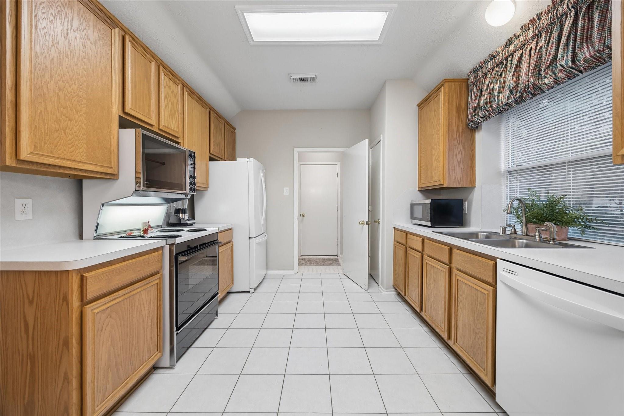 9931 Elm Meadow Trail