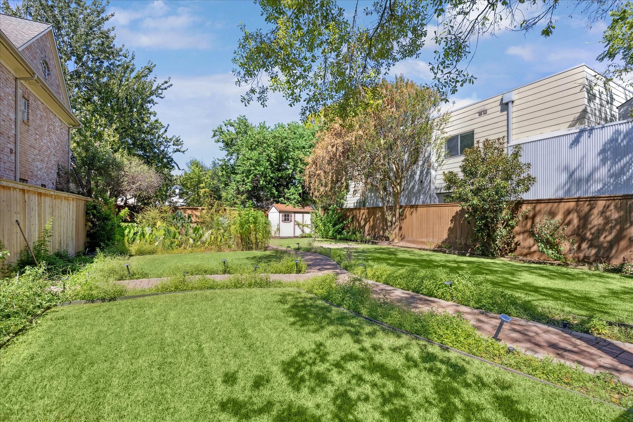 4107 Sunset Boulevard