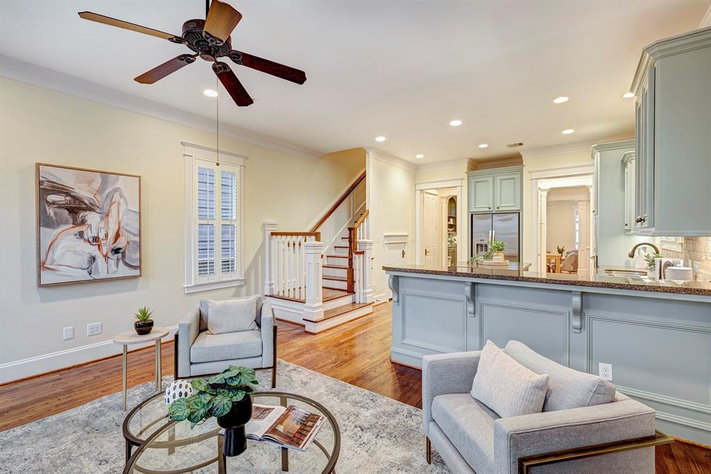522 W 23rd Street