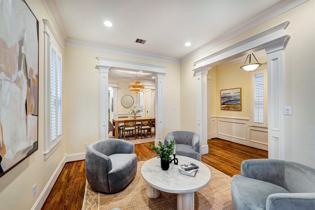 522 W 23rd Street