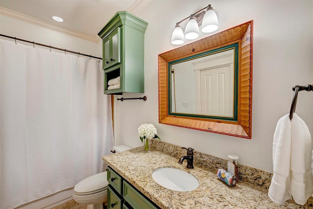 522 W 23rd Street