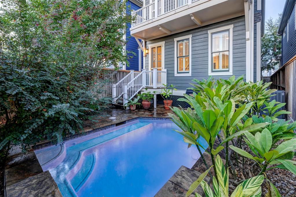 522 W 23rd Street