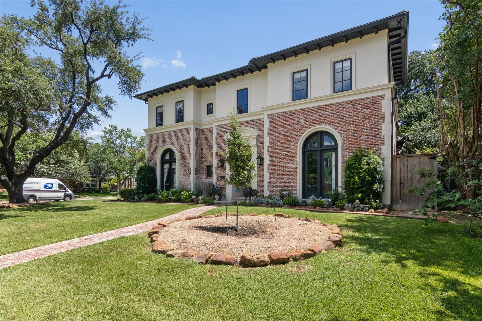 3503 Newcastle Drive