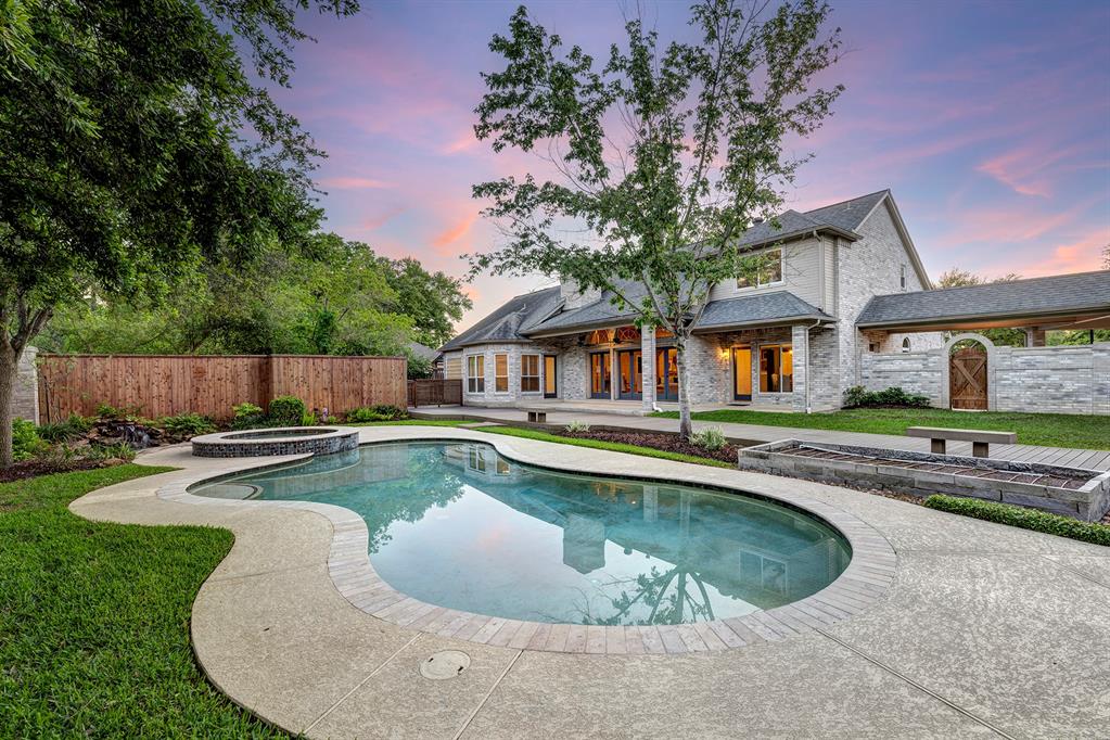 8500 Cedarbrake Drive