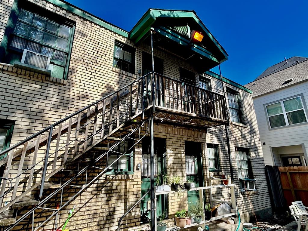 1849 Sul Ross Street