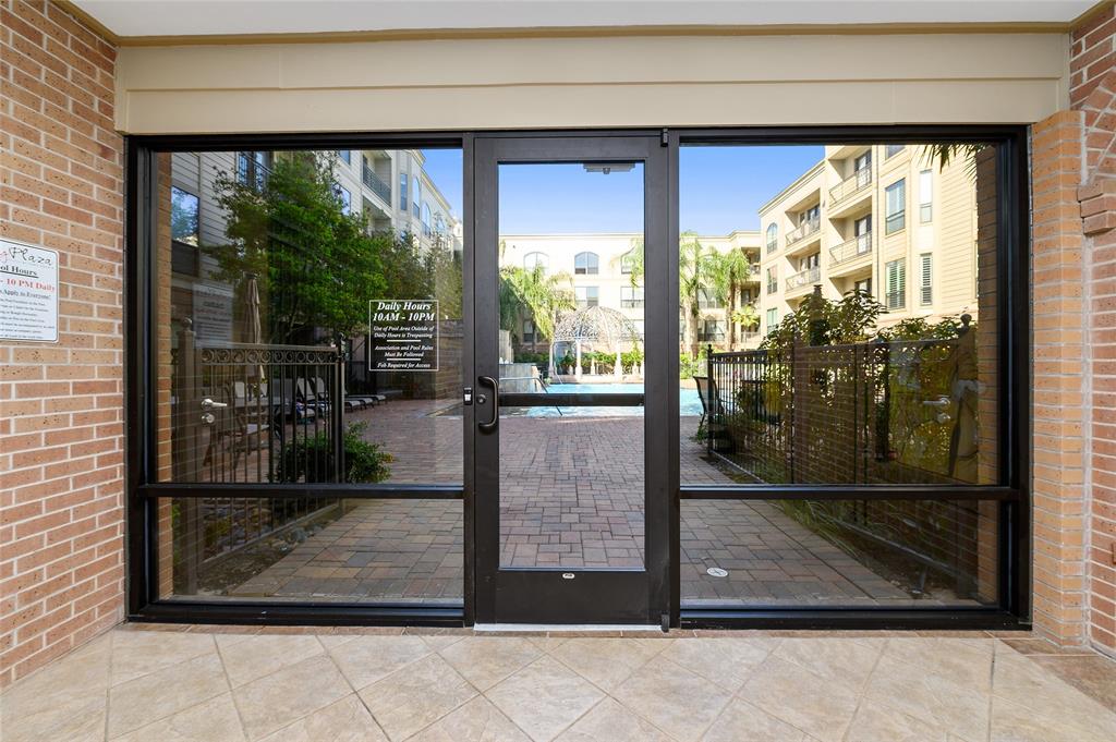2299 Lone Star Drive # 512