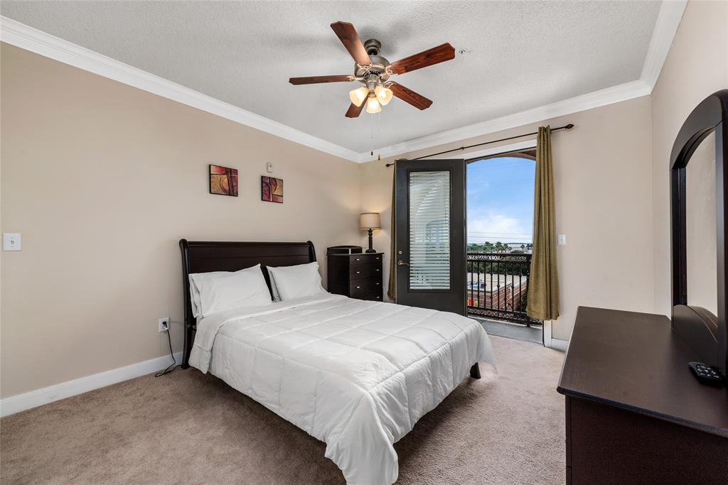 2299 Lone Star Drive # 512