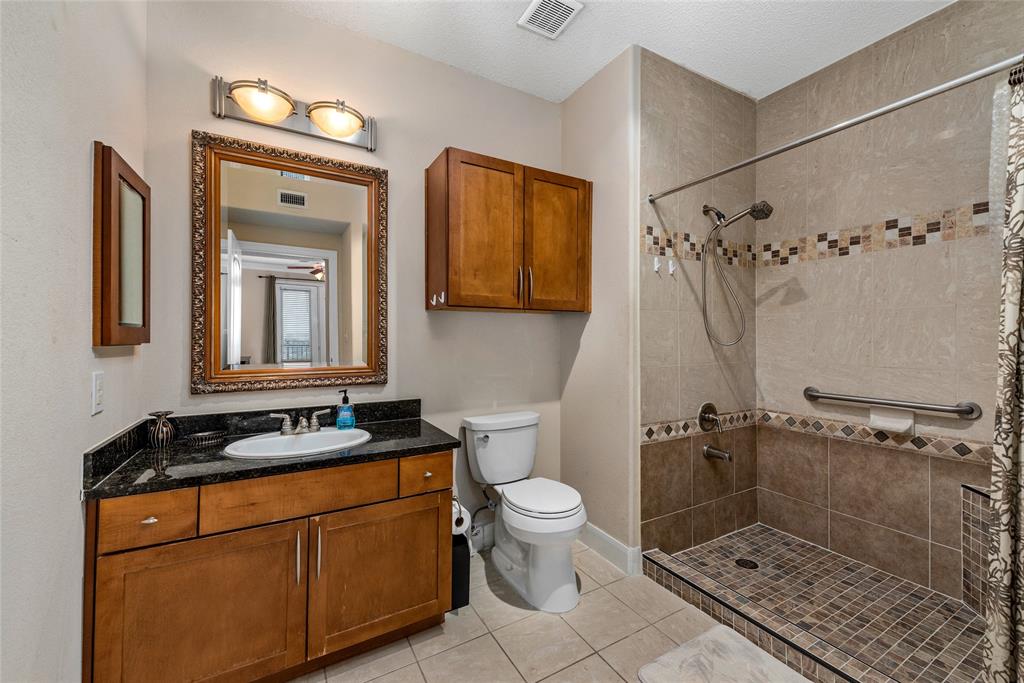 2299 Lone Star Drive # 512