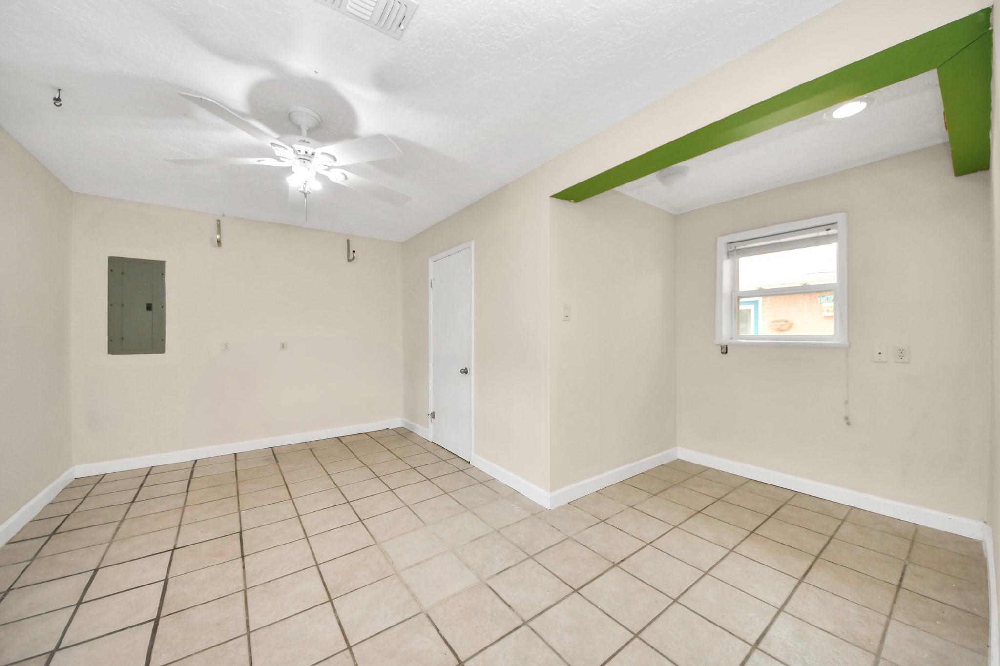 6214 Wynnwood Lane