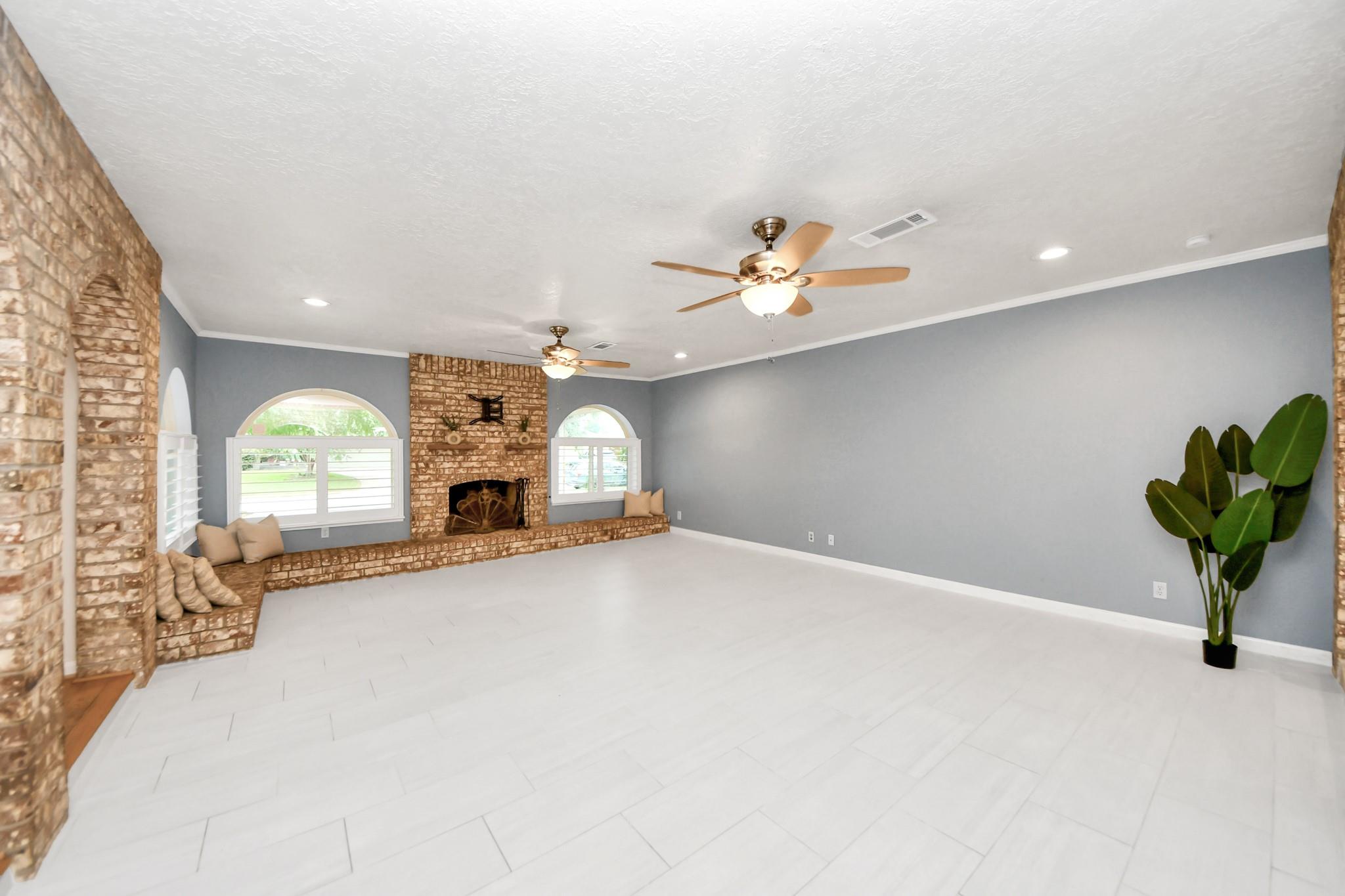 6214 Wynnwood Lane