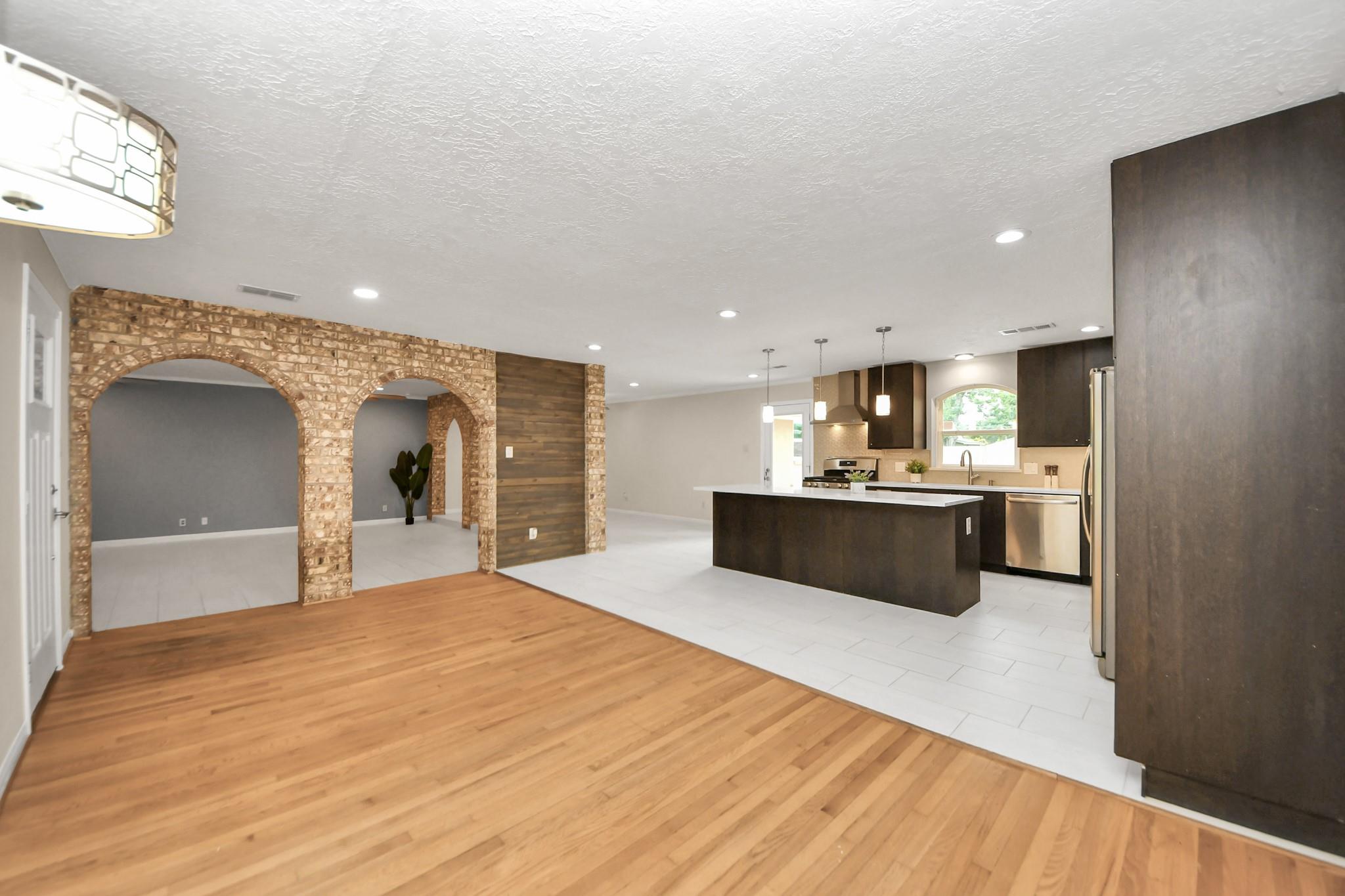 6214 Wynnwood Lane