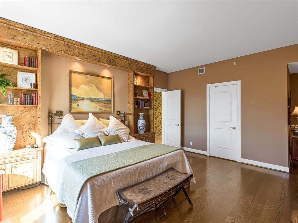 1100 Uptown Park Boulevard # 223