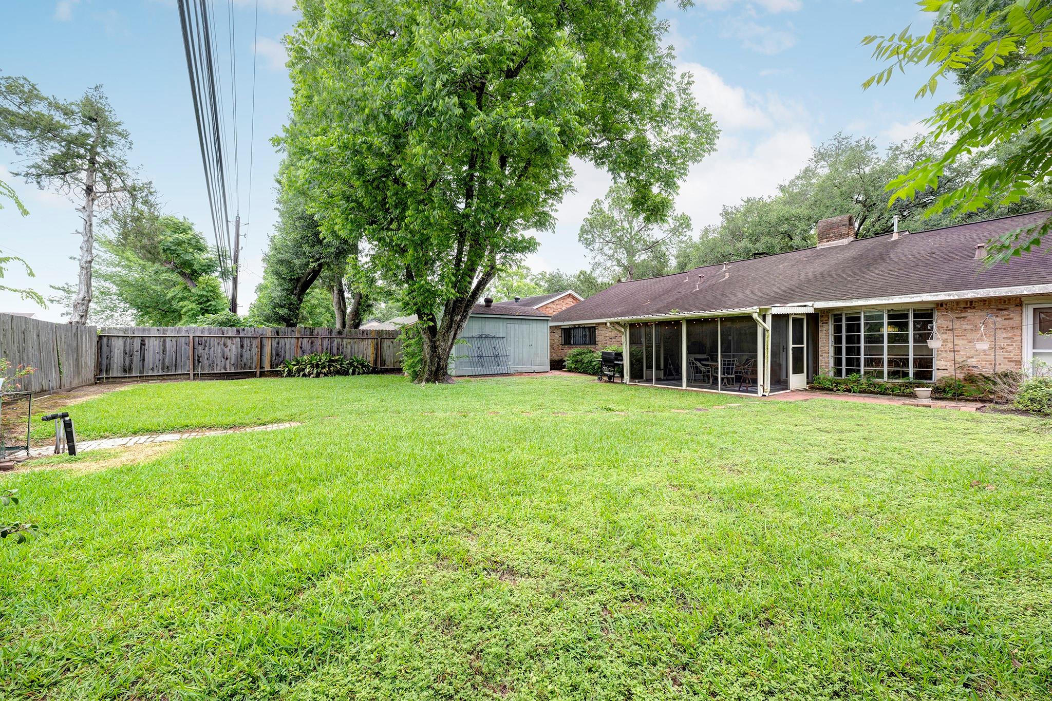 5922 Willowbend Boulevard