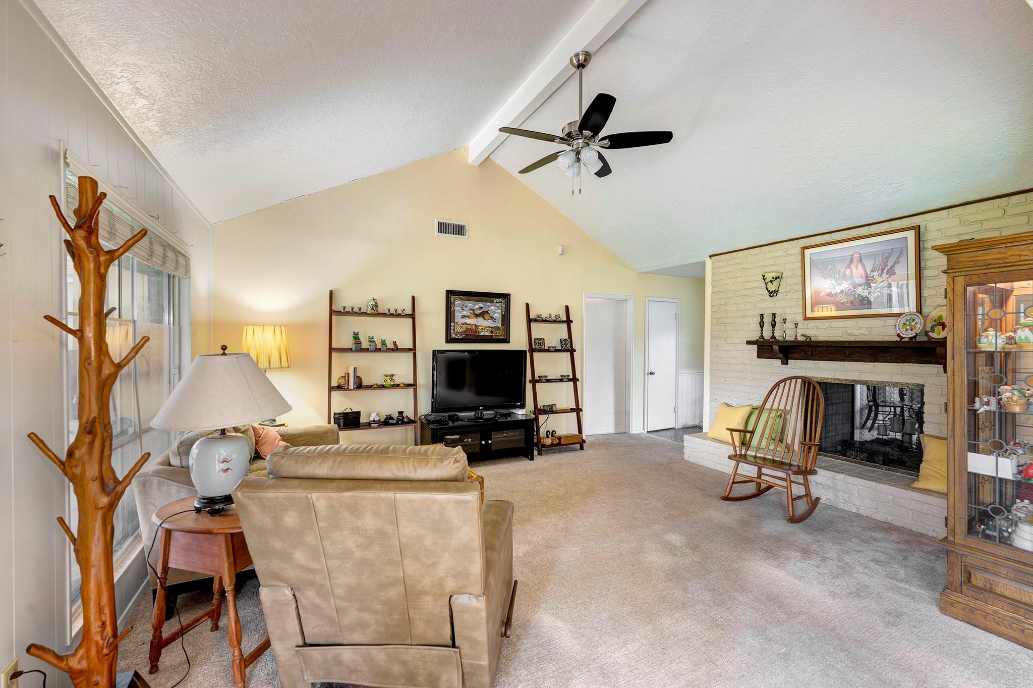 5922 Willowbend Boulevard