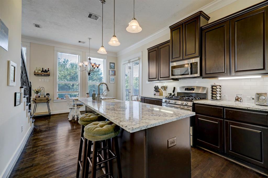 1248 Hobbs Reach Lane