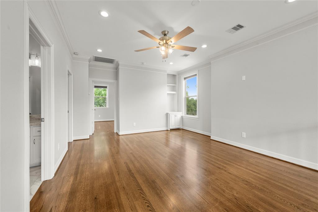 4411 Rosslyn Road