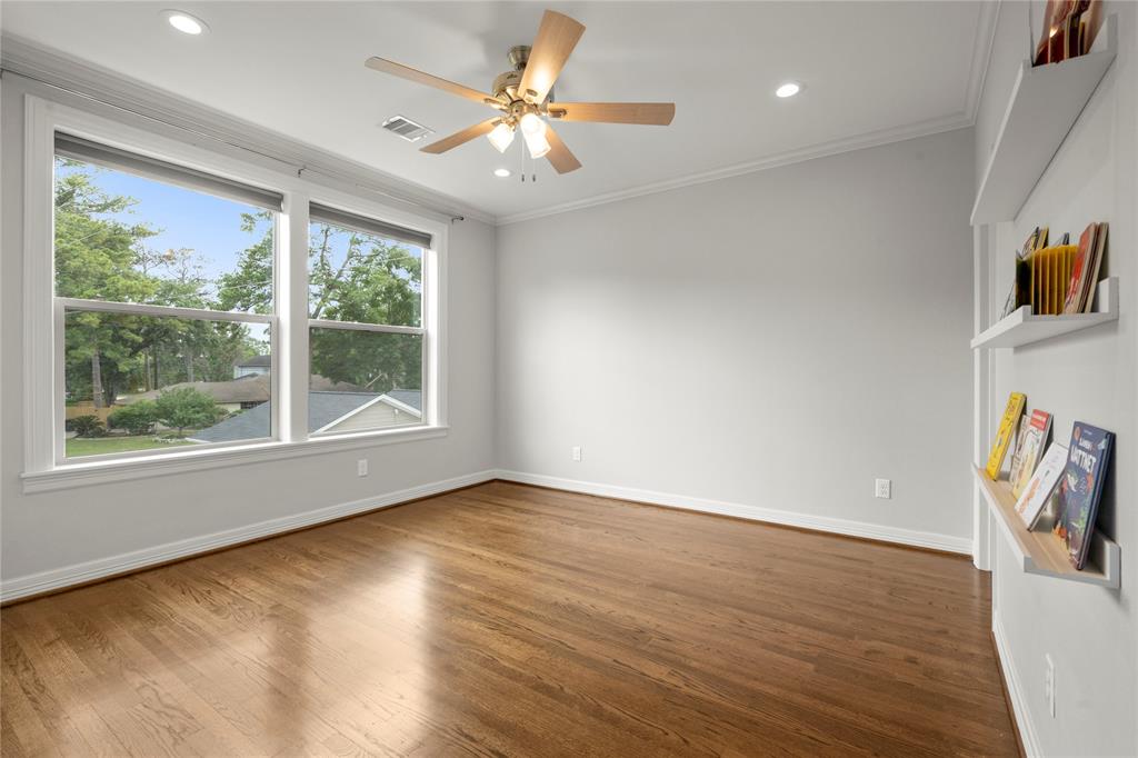 4411 Rosslyn Road