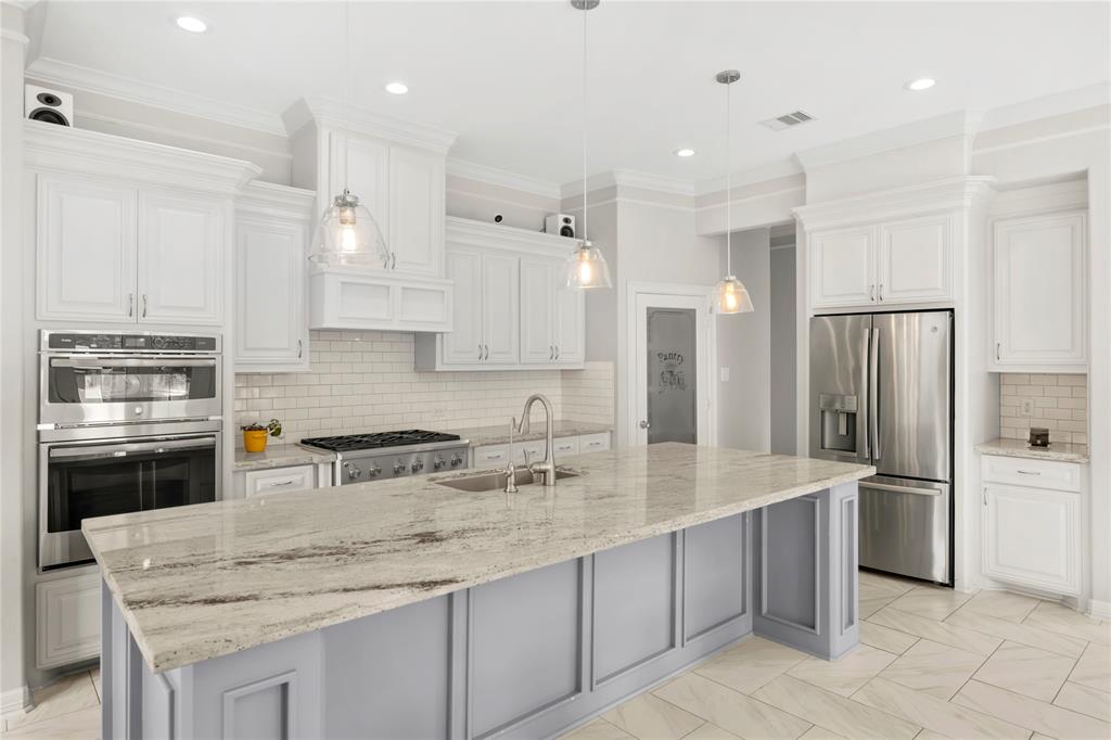 4411 Rosslyn Road
