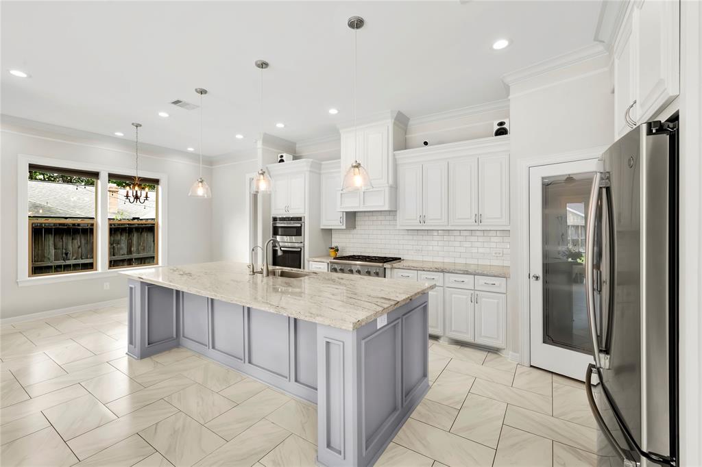 4411 Rosslyn Road