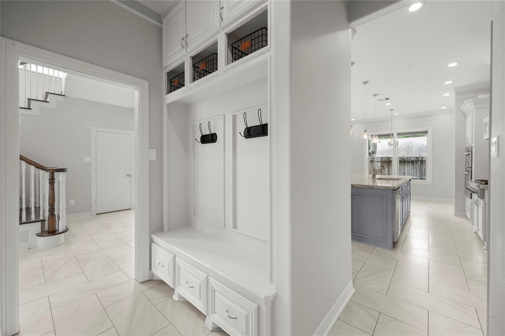 4411 Rosslyn Road