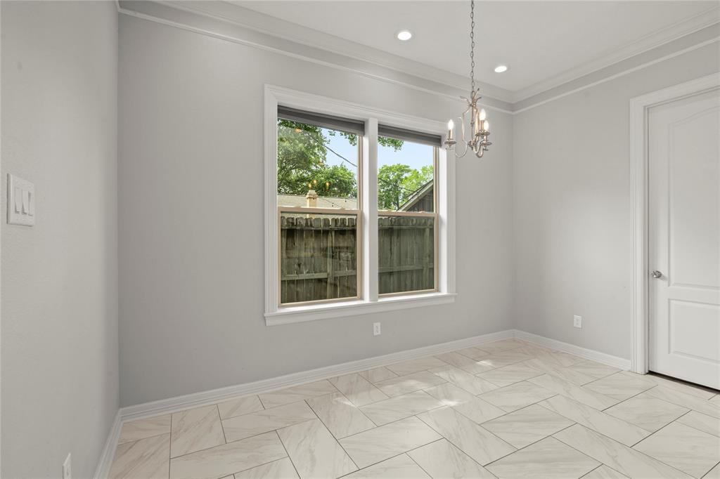 4411 Rosslyn Road