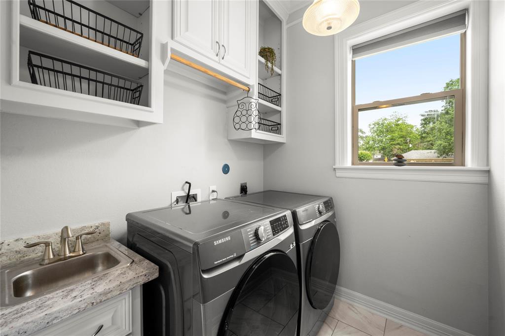 4411 Rosslyn Road